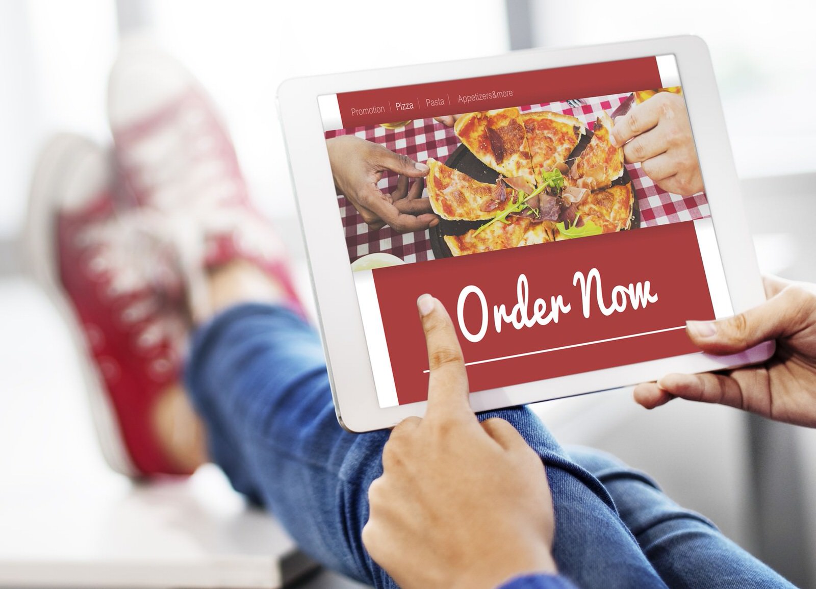 Essential Components on Your Restaurant Website